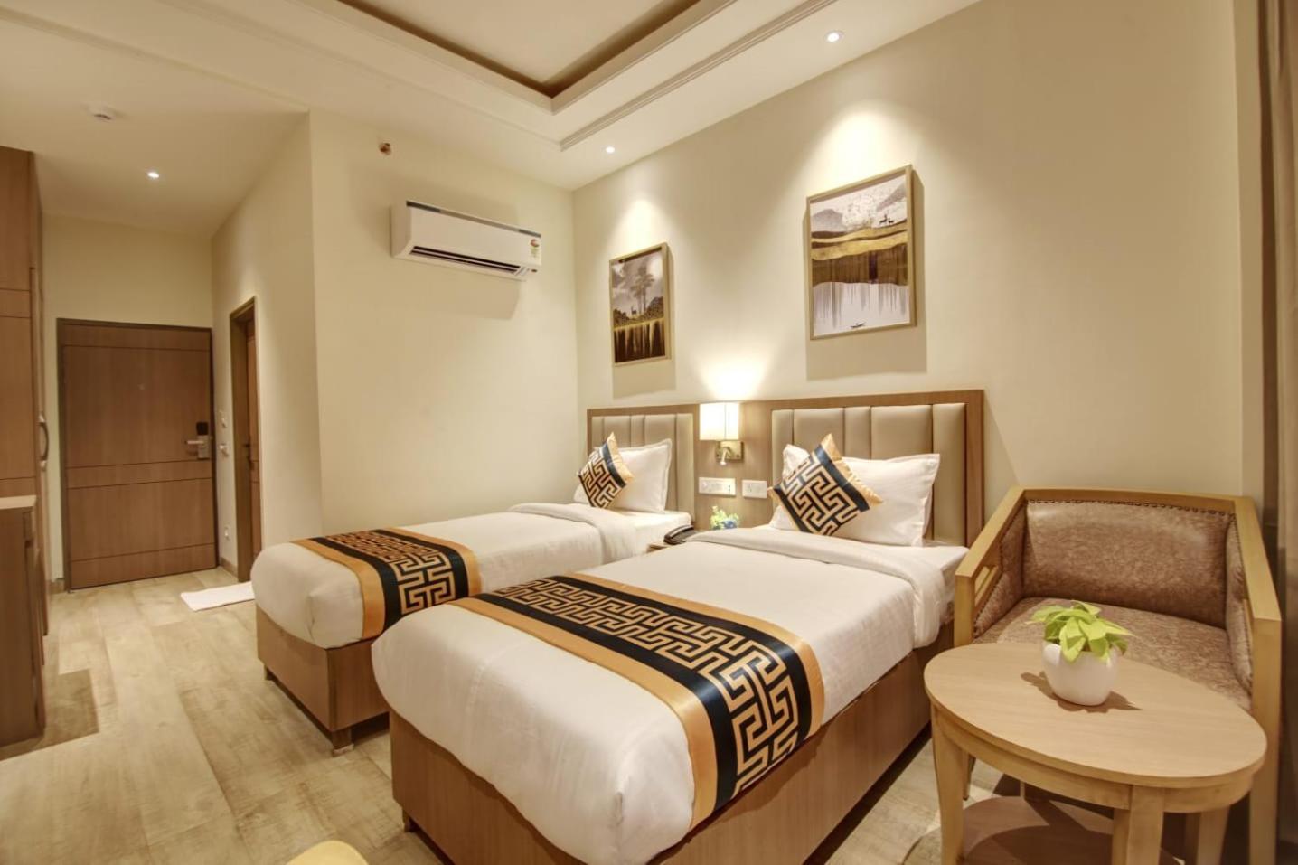 Hotel Golden Prime New Delhi Luaran gambar